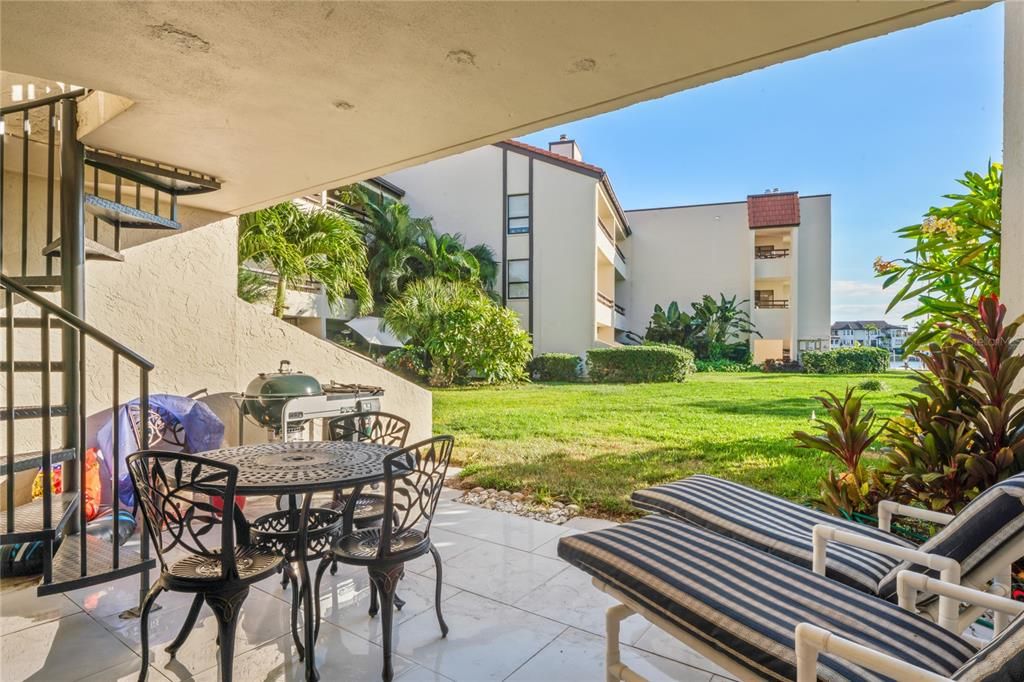 For Sale: $625,000 (3 beds, 3 baths, 1500 Square Feet)