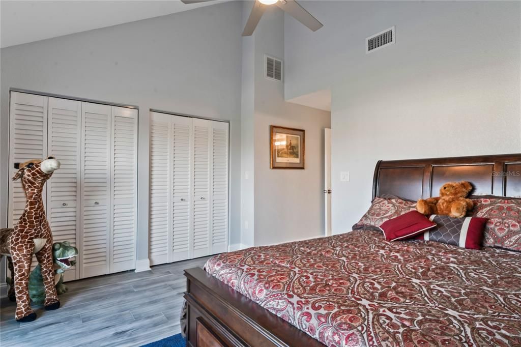 For Sale: $625,000 (3 beds, 3 baths, 1500 Square Feet)