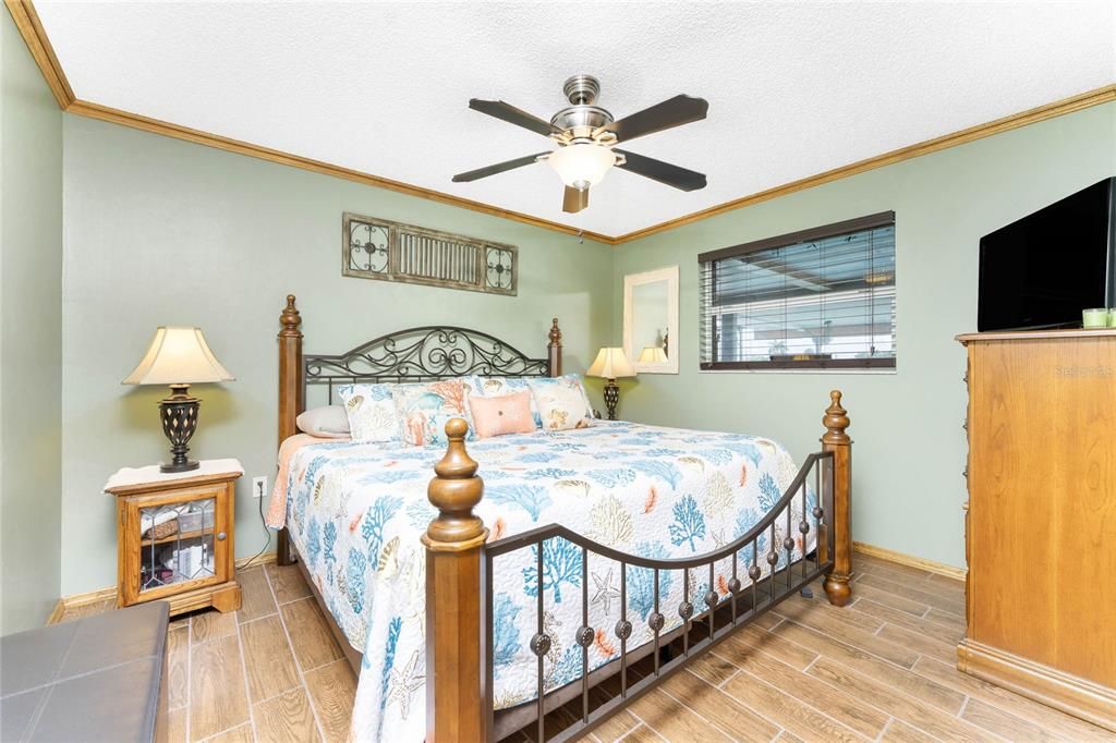 For Sale: $420,000 (3 beds, 2 baths, 1857 Square Feet)