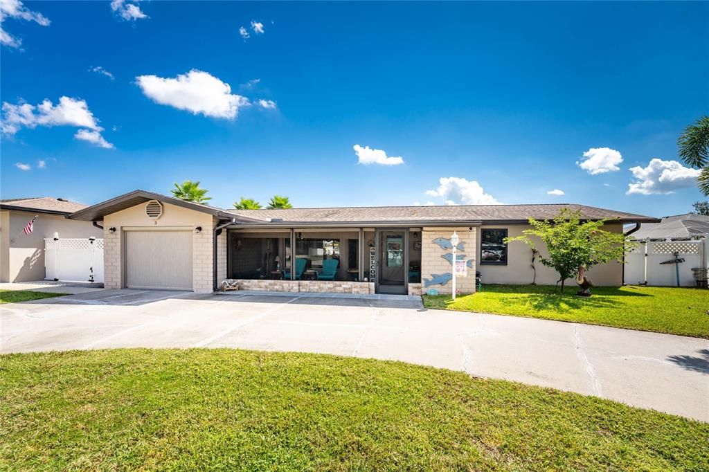 For Sale: $420,000 (3 beds, 2 baths, 1857 Square Feet)