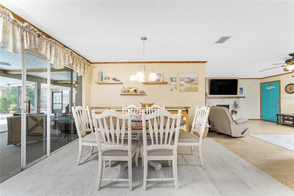 For Sale: $420,000 (3 beds, 2 baths, 1857 Square Feet)