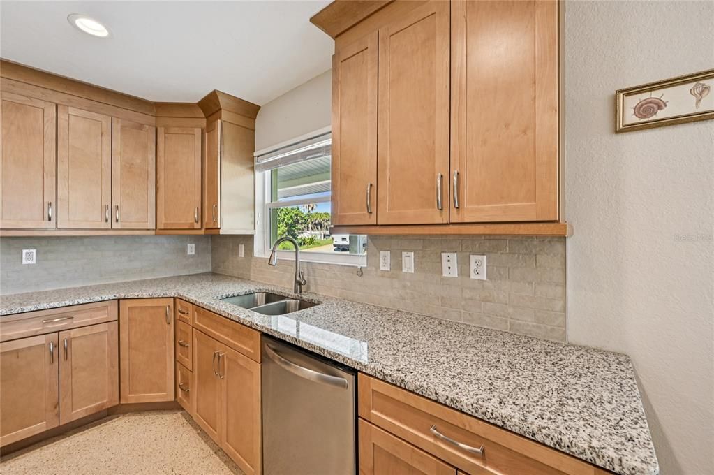 For Sale: $774,900 (3 beds, 2 baths, 2025 Square Feet)