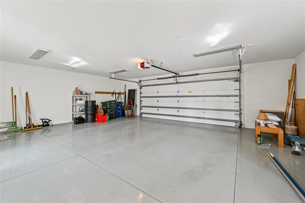 For Sale: $774,900 (3 beds, 2 baths, 2025 Square Feet)