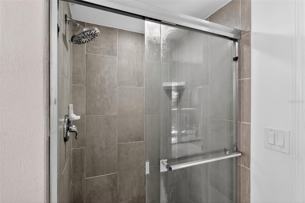 待售: $300,000 (3 贝兹, 2 浴室, 1572 平方英尺)