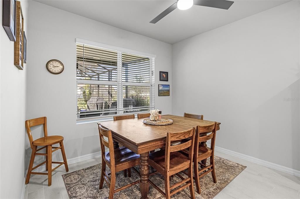 En Venta: $499,000 (4 camas, 3 baños, 2096 Pies cuadrados)