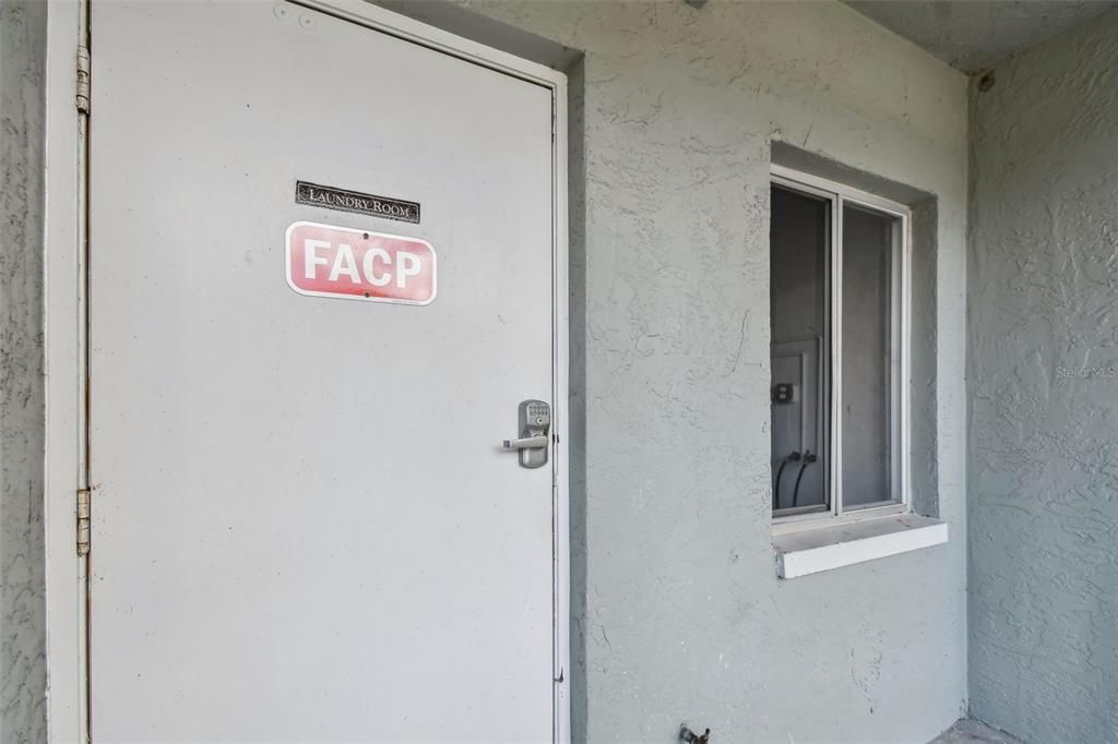 For Rent: $1,600 (2 beds, 1 baths, 765 Square Feet)