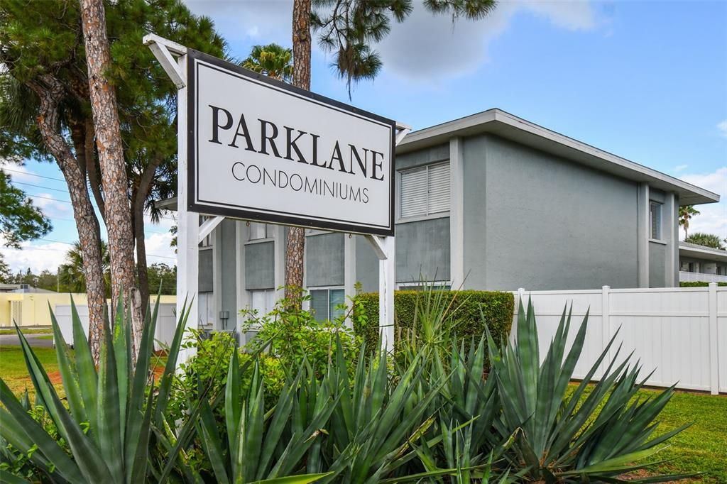 For Rent: $1,600 (2 beds, 1 baths, 765 Square Feet)