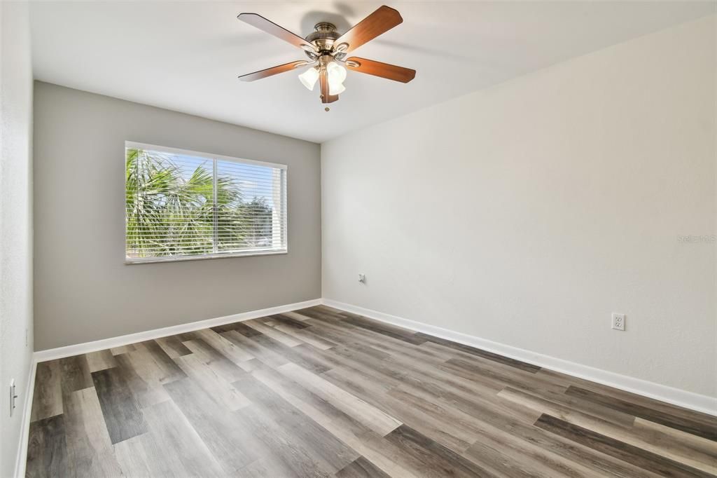 For Rent: $1,600 (2 beds, 1 baths, 765 Square Feet)