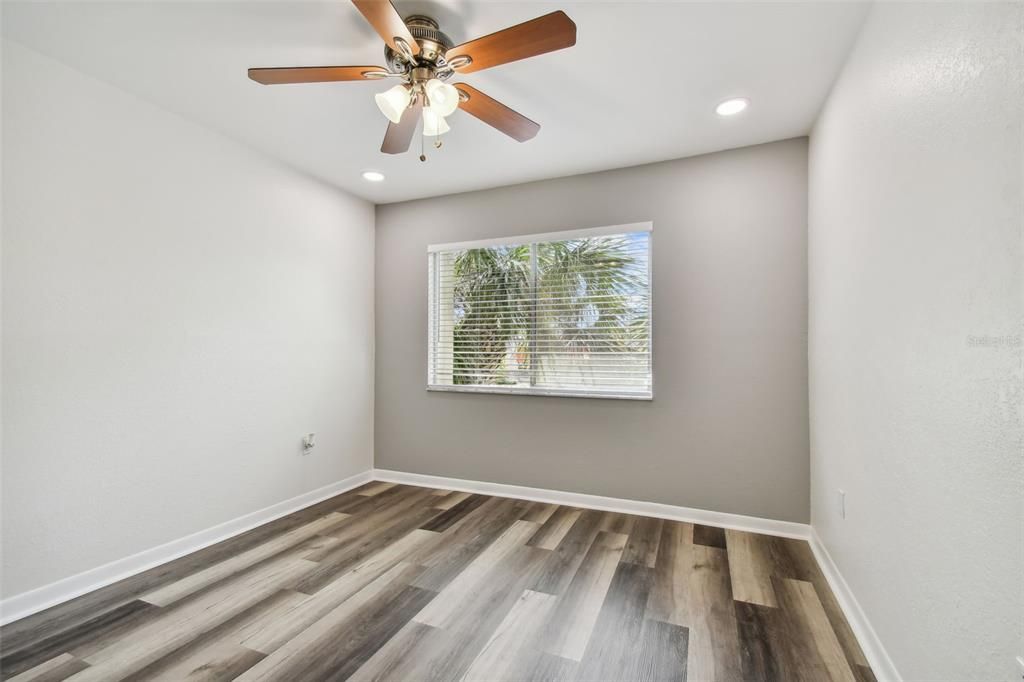 For Rent: $1,600 (2 beds, 1 baths, 765 Square Feet)