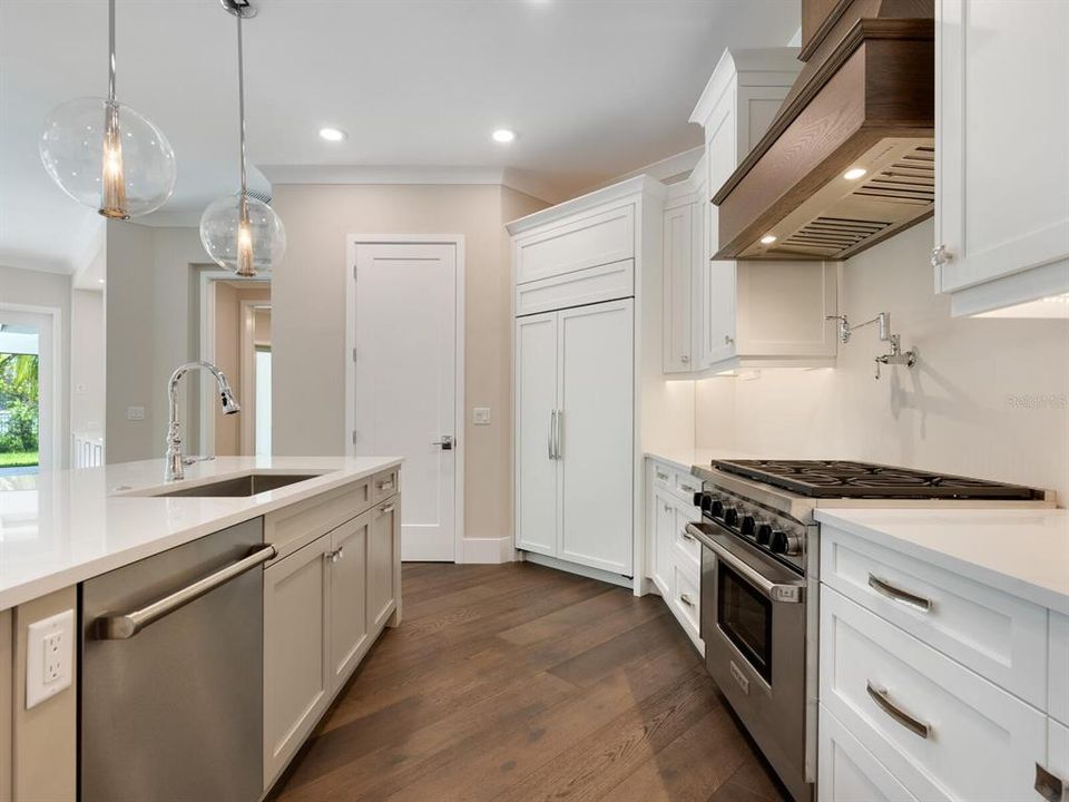 For Sale: $4,397,500 (4 beds, 4 baths, 3873 Square Feet)