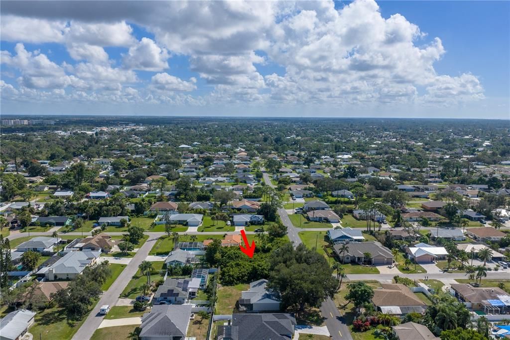 待售: $120,000 (0.28 acres)