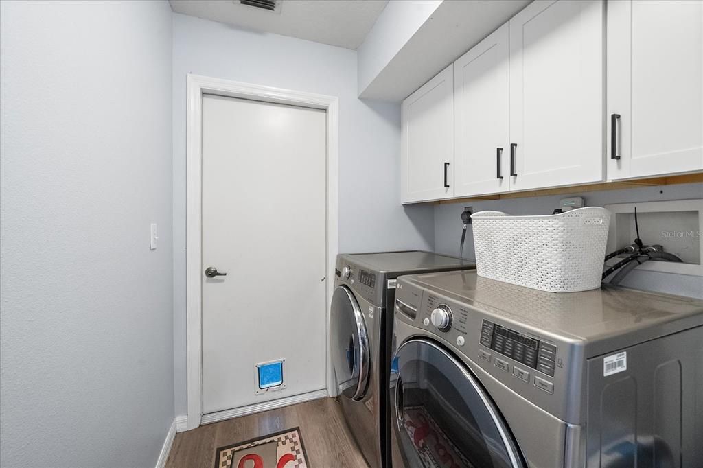 Active With Contract: $450,000 (3 beds, 2 baths, 1408 Square Feet)