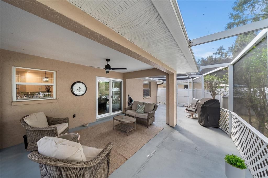 Active With Contract: $450,000 (3 beds, 2 baths, 1408 Square Feet)