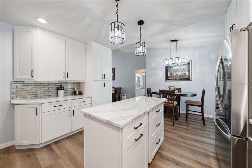 Active With Contract: $450,000 (3 beds, 2 baths, 1408 Square Feet)