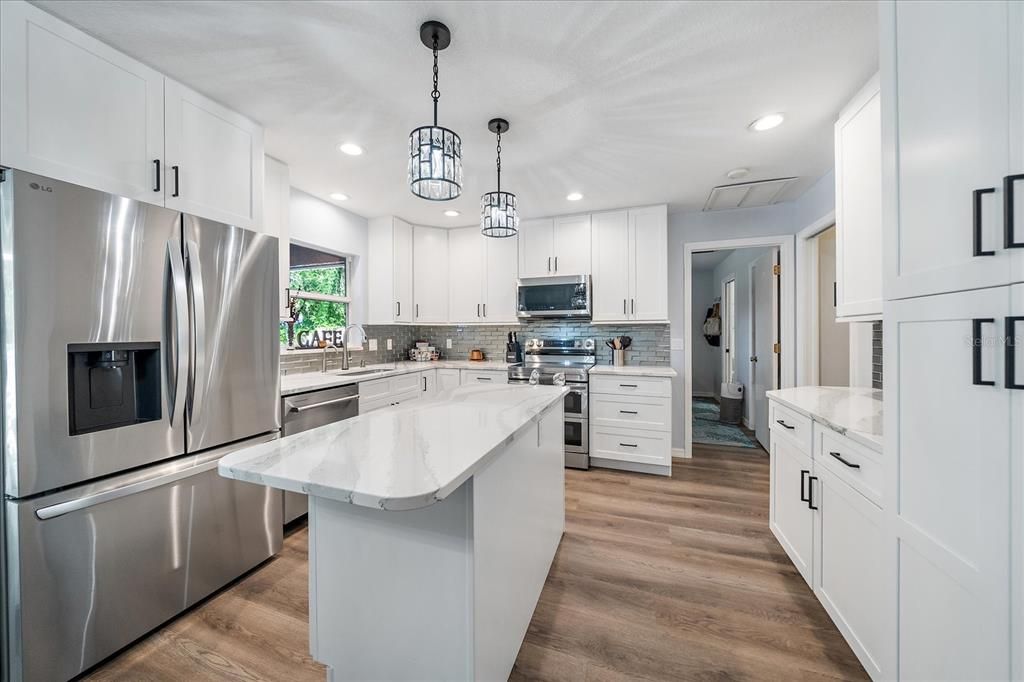 Active With Contract: $450,000 (3 beds, 2 baths, 1408 Square Feet)