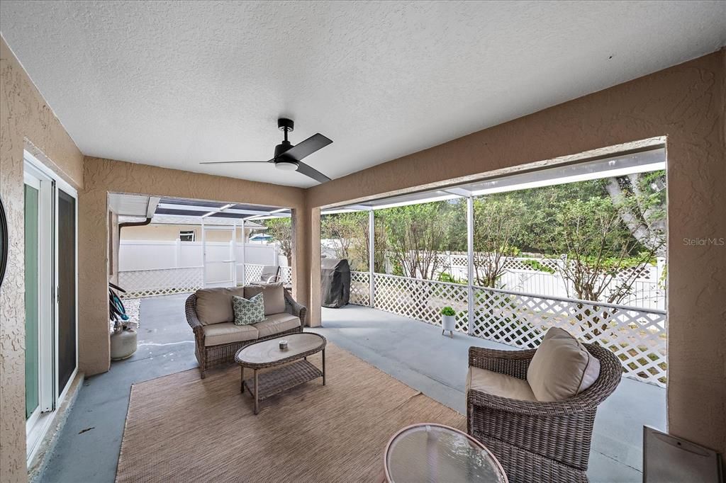 Active With Contract: $450,000 (3 beds, 2 baths, 1408 Square Feet)