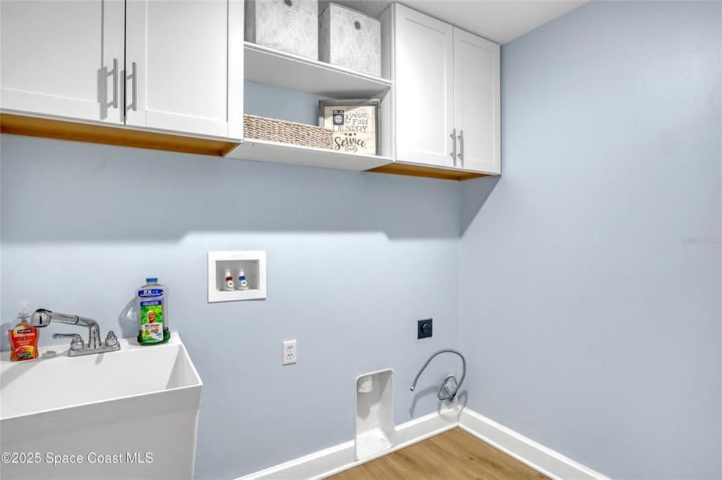 待售: $459,999 (3 贝兹, 2 浴室, 2254 平方英尺)