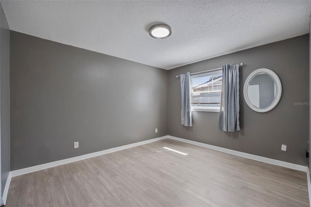 For Sale: $310,000 (3 beds, 2 baths, 1132 Square Feet)