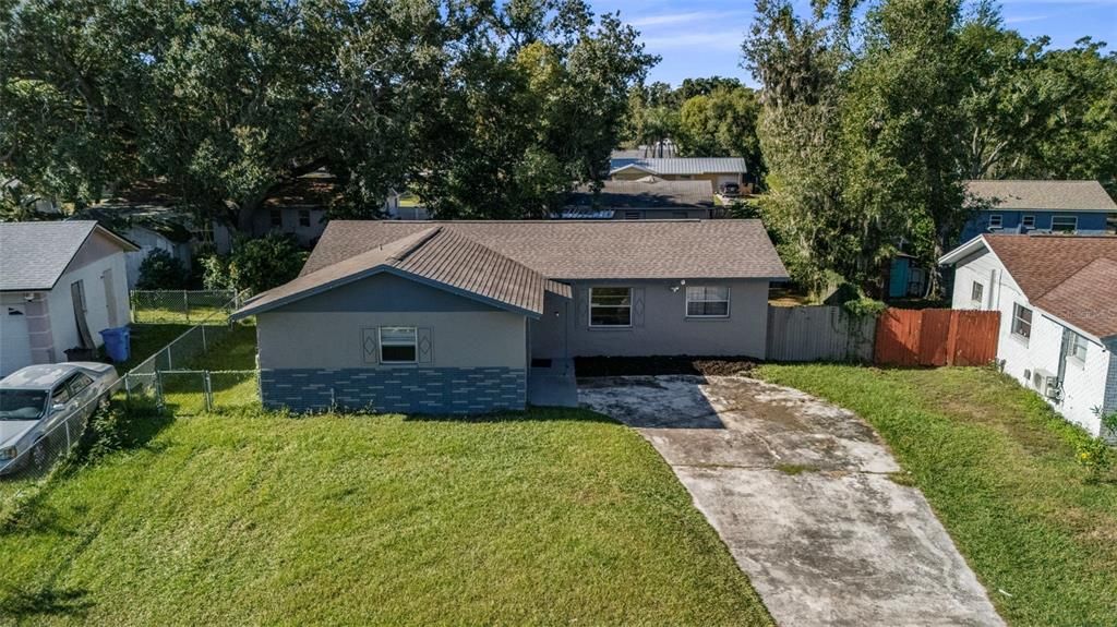 For Sale: $310,000 (3 beds, 2 baths, 1132 Square Feet)