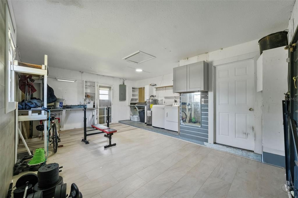 For Sale: $310,000 (3 beds, 2 baths, 1132 Square Feet)