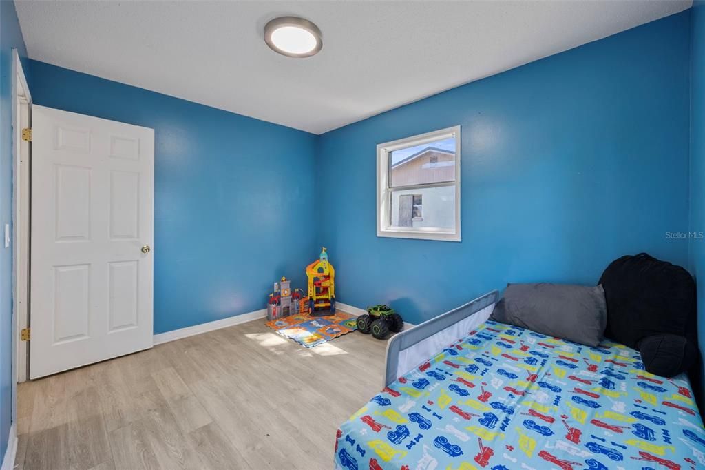 For Sale: $310,000 (3 beds, 2 baths, 1132 Square Feet)