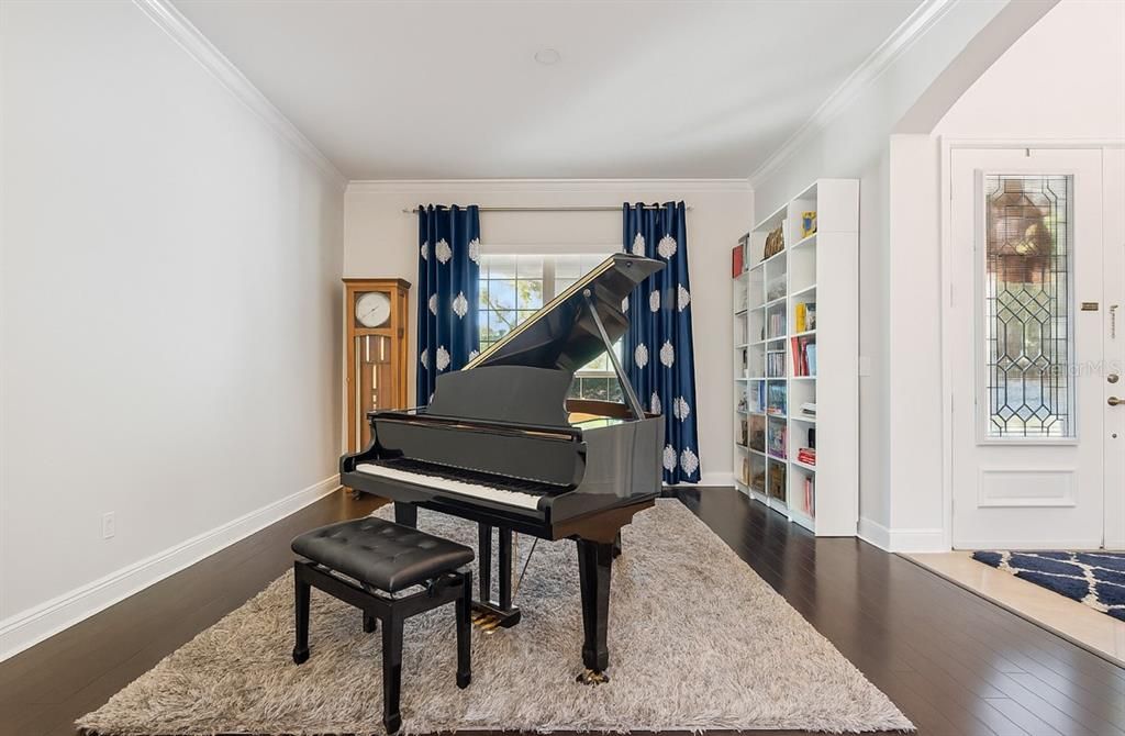 Active With Contract: $820,000 (4 beds, 4 baths, 3365 Square Feet)