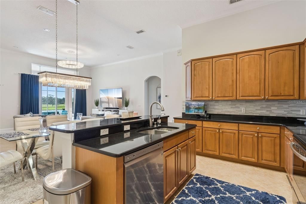 Active With Contract: $820,000 (4 beds, 4 baths, 3365 Square Feet)