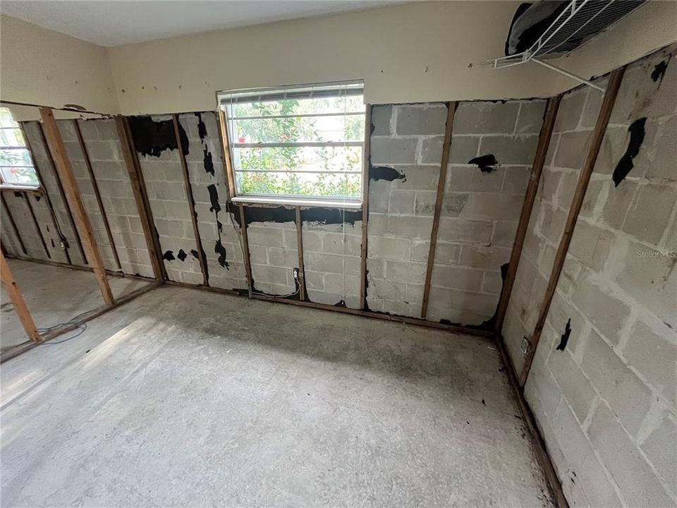 En Venta: $495,000 (3 camas, 2 baños, 1870 Pies cuadrados)