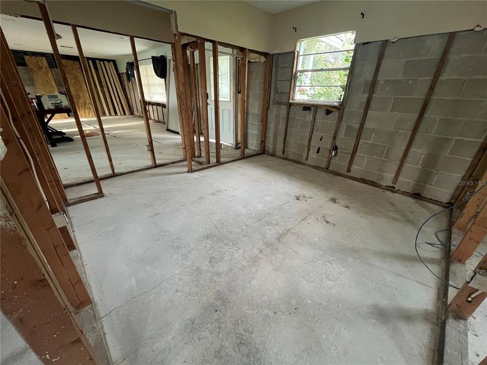 En Venta: $495,000 (3 camas, 2 baños, 1870 Pies cuadrados)