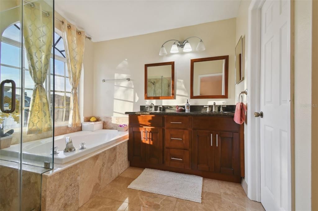 待售: $589,988 (4 贝兹, 3 浴室, 2146 平方英尺)