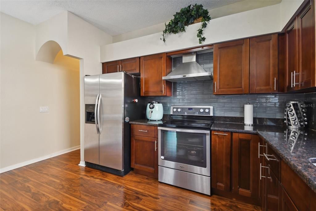 待售: $589,988 (4 贝兹, 3 浴室, 2146 平方英尺)