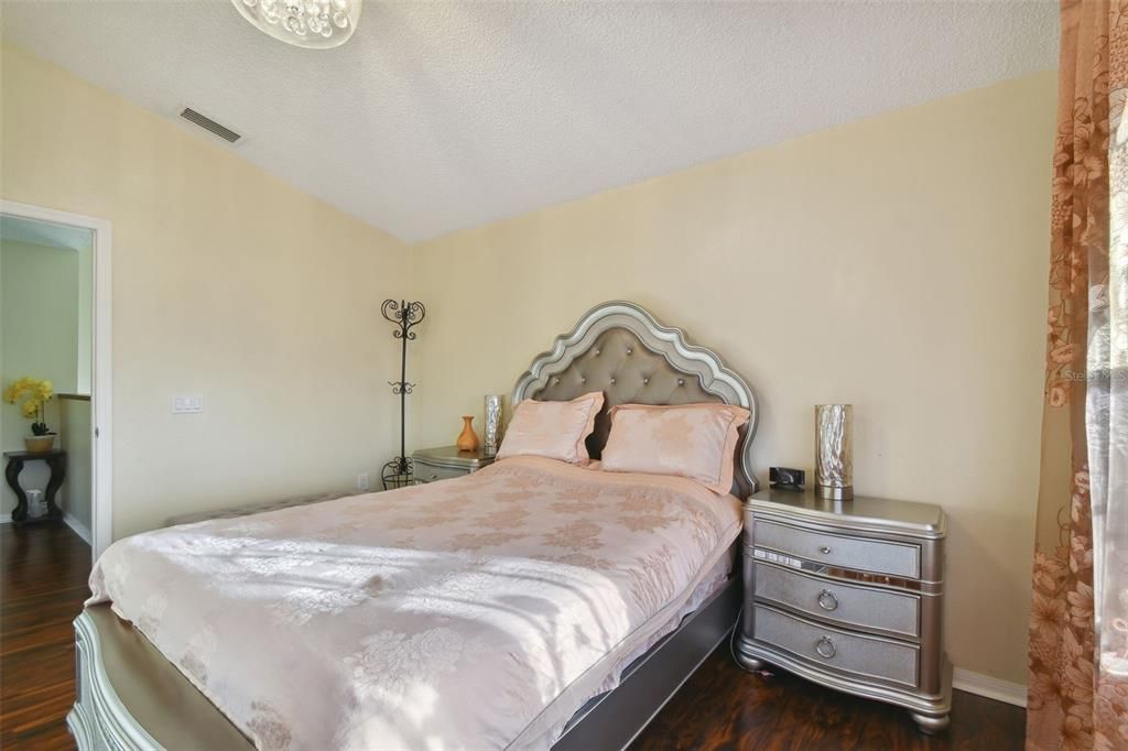 待售: $589,988 (4 贝兹, 3 浴室, 2146 平方英尺)