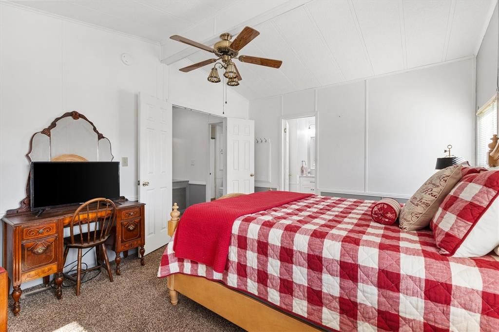 En Renta: $2,100 (3 camas, 2 baños, 1100 Pies cuadrados)