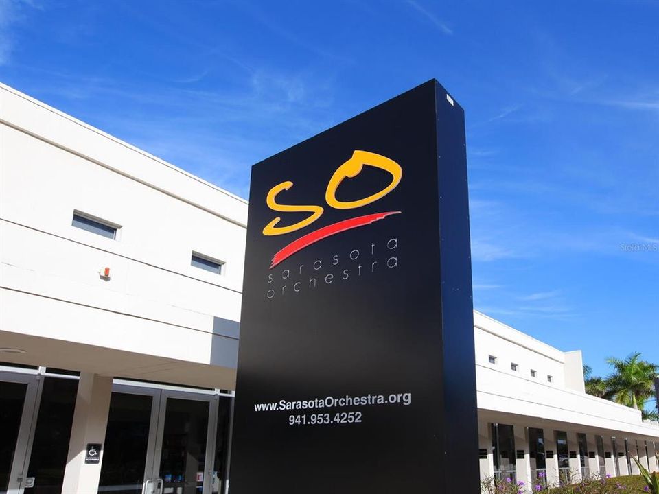 待售: $5,425,000 (4 贝兹, 4 浴室, 3906 平方英尺)