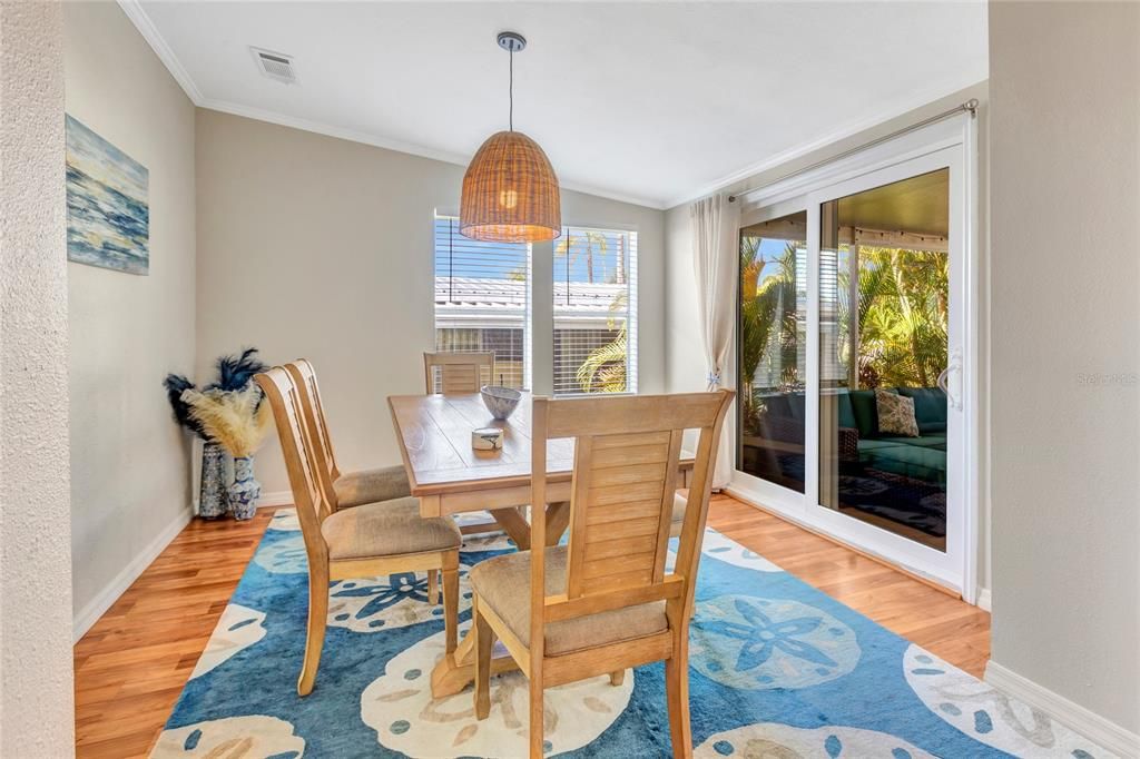 For Sale: $210,000 (3 beds, 2 baths, 1404 Square Feet)