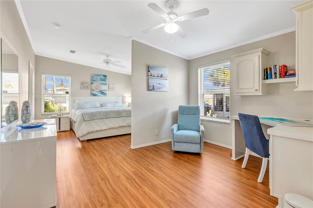 For Sale: $210,000 (3 beds, 2 baths, 1404 Square Feet)