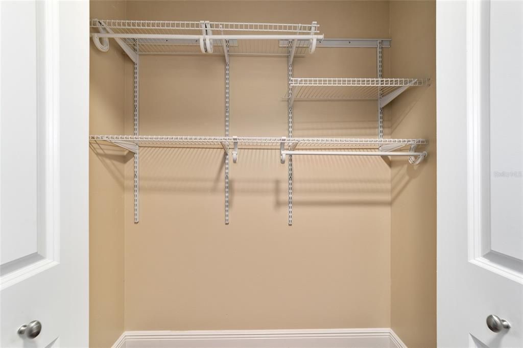 For Sale: $254,900 (2 beds, 2 baths, 1891 Square Feet)