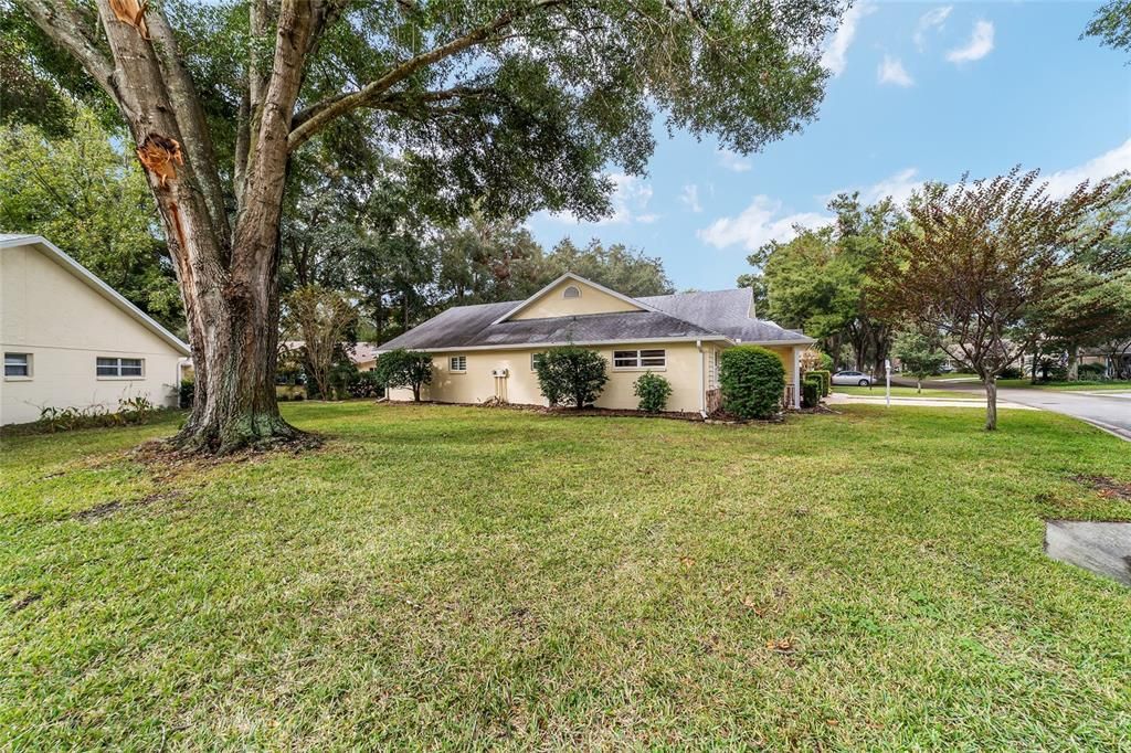 For Sale: $254,900 (2 beds, 2 baths, 1891 Square Feet)