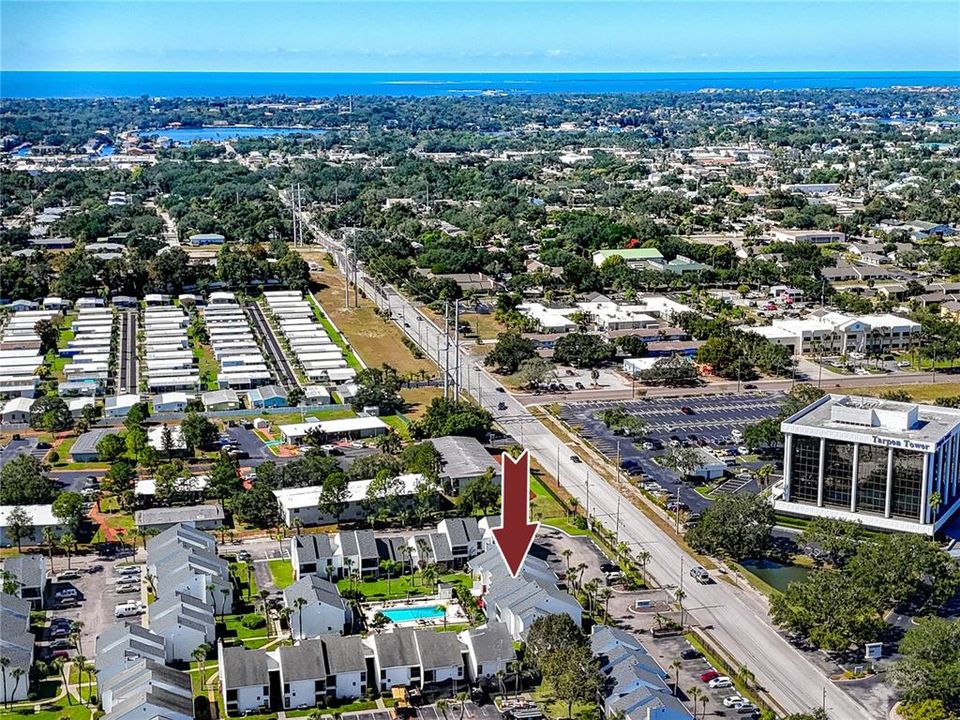 合同活跃: $2,100 (3 贝兹, 2 浴室, 1015 平方英尺)