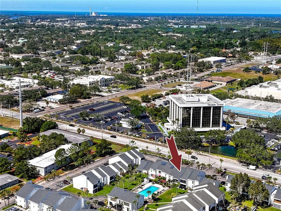 合同活跃: $2,100 (3 贝兹, 2 浴室, 1015 平方英尺)