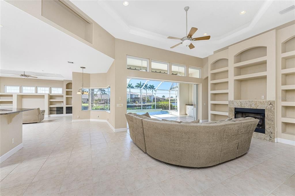 Active With Contract: $875,000 (3 beds, 2 baths, 3038 Square Feet)