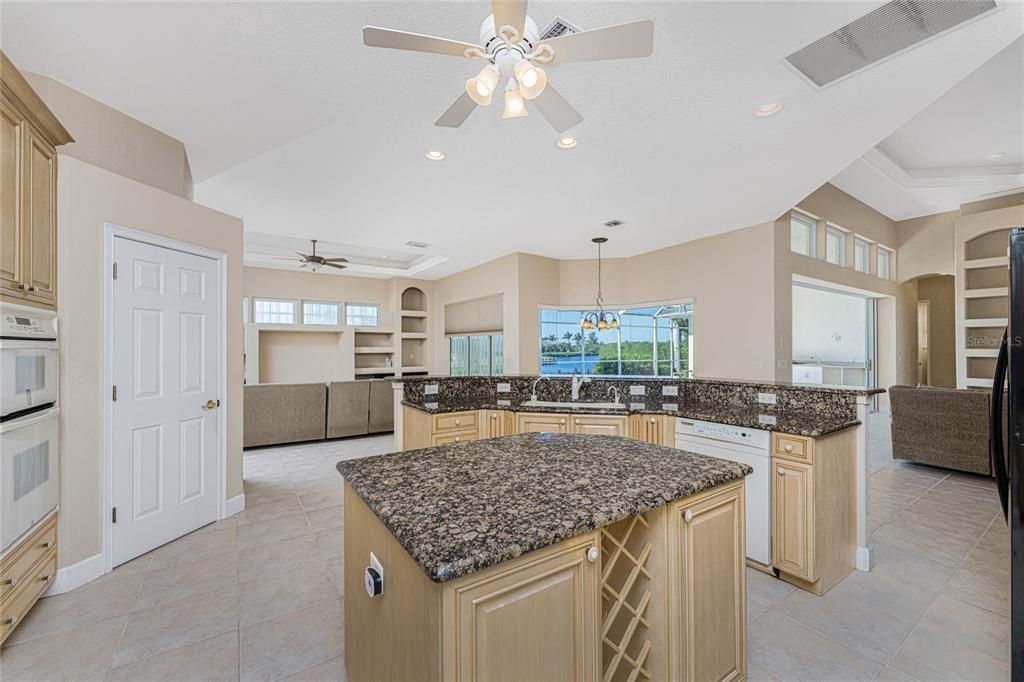 Active With Contract: $875,000 (3 beds, 2 baths, 3038 Square Feet)