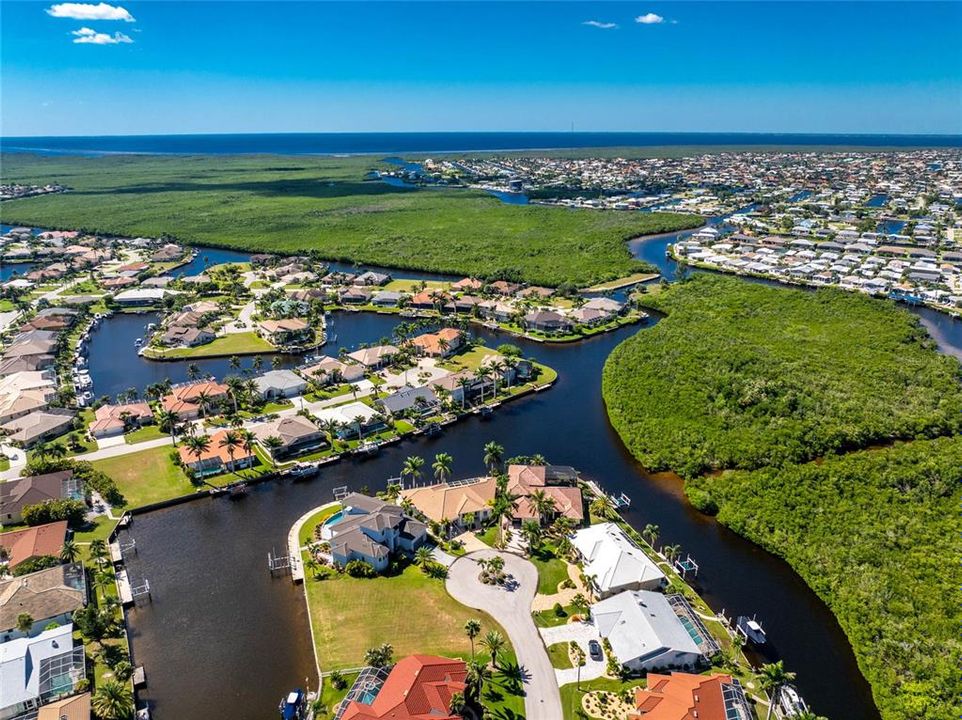 Active With Contract: $875,000 (3 beds, 2 baths, 3038 Square Feet)