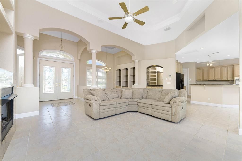 Active With Contract: $875,000 (3 beds, 2 baths, 3038 Square Feet)