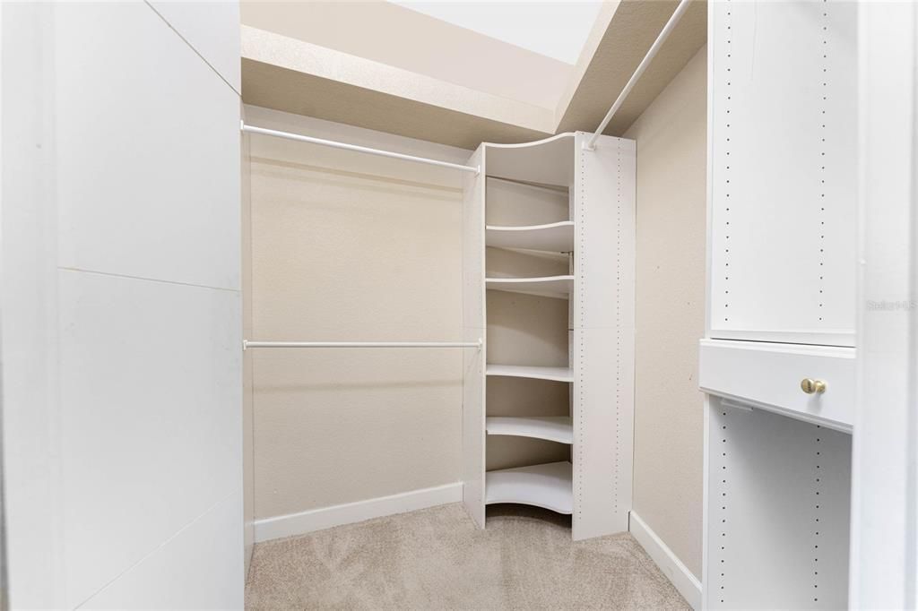 Active With Contract: $875,000 (3 beds, 2 baths, 3038 Square Feet)