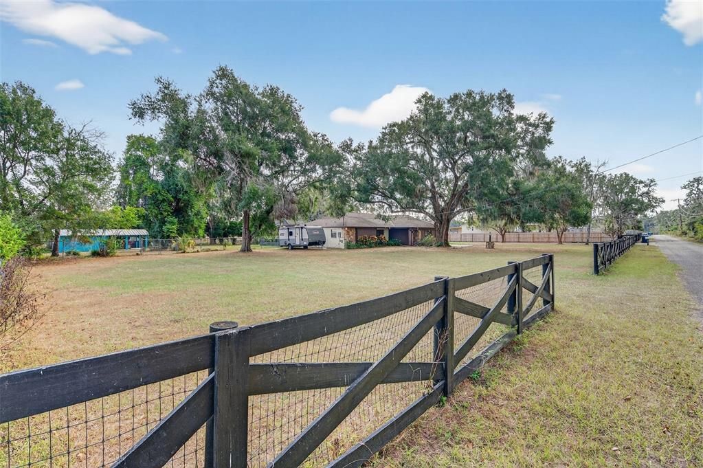 For Sale: $654,000 (4 beds, 2 baths, 2656 Square Feet)