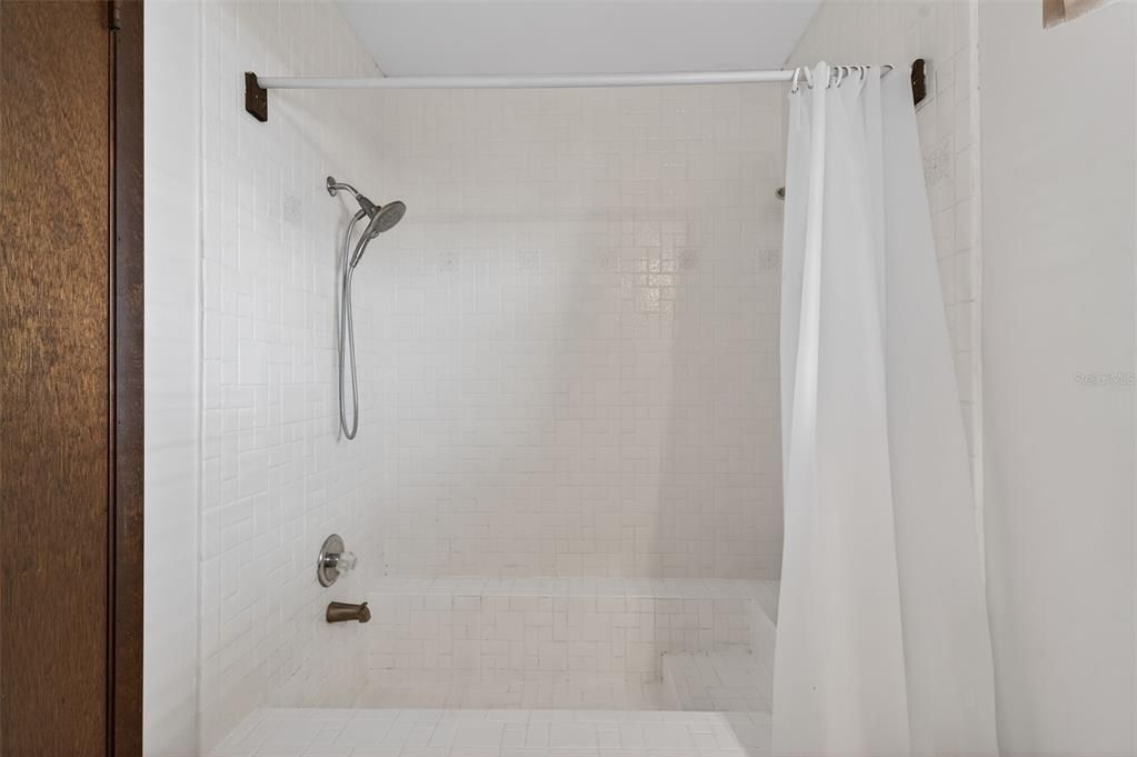 For Sale: $654,000 (4 beds, 2 baths, 2656 Square Feet)