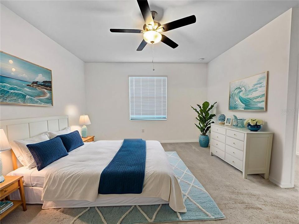 For Sale: $345,000 (4 beds, 3 baths, 2032 Square Feet)