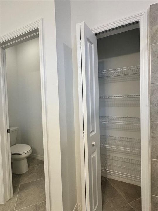 For Sale: $345,000 (4 beds, 3 baths, 2032 Square Feet)