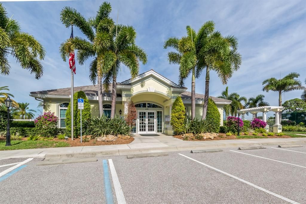 For Sale: $375,000 (2 beds, 2 baths, 1797 Square Feet)